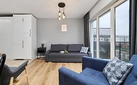 Jagodno Wroclaw Kajdasza Studio Z Bezplatnym Garazem By Noclegi Renters