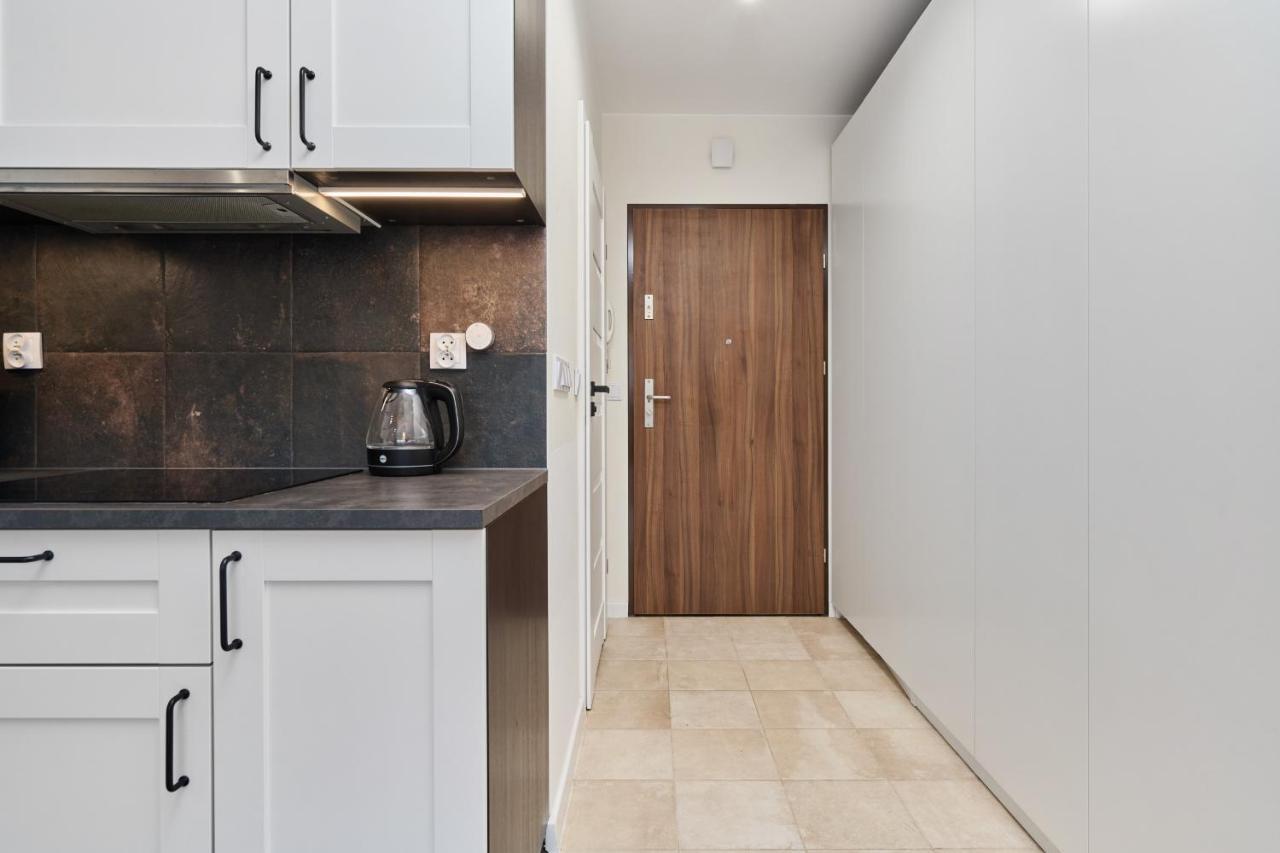 Jagodno Wroclaw Kajdasza Studio Z Bezplatnym Garazem By Noclegi Renters Екстер'єр фото