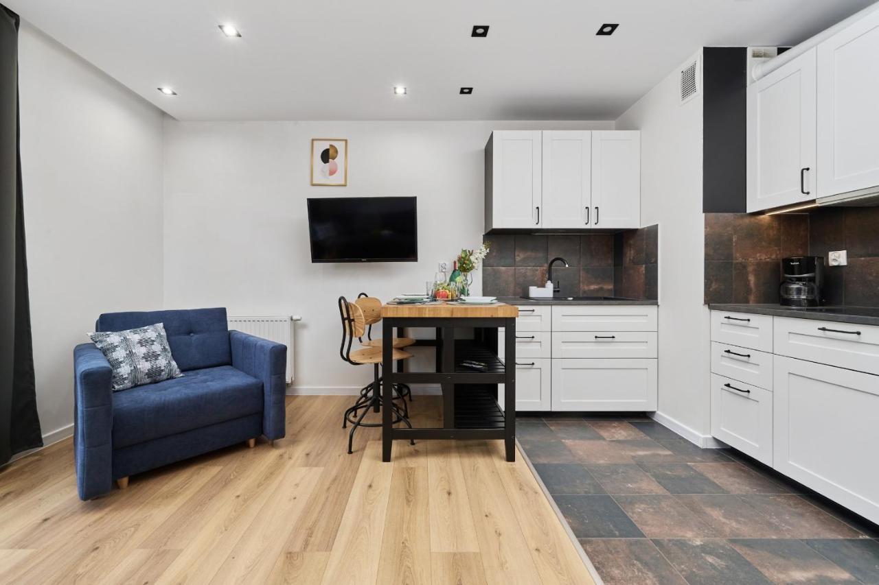 Jagodno Wroclaw Kajdasza Studio Z Bezplatnym Garazem By Noclegi Renters Екстер'єр фото