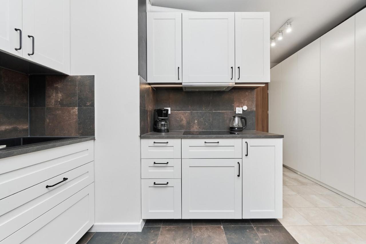 Jagodno Wroclaw Kajdasza Studio Z Bezplatnym Garazem By Noclegi Renters Екстер'єр фото
